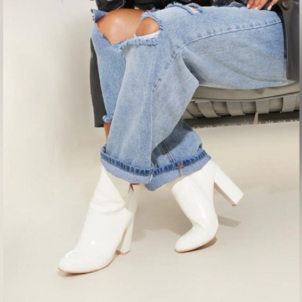 PLT Behati White Croc Embossed Vegan Leather Ankle Boots 4” Block Heel 6.5 NEW - Picture 7 of 14